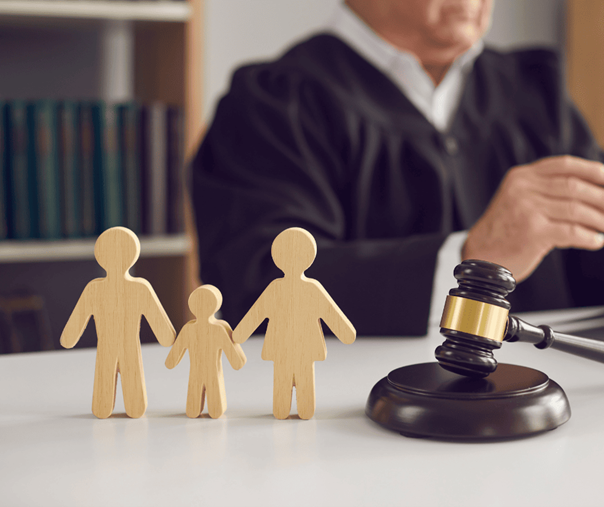 آیا-دایی-میتواند-قیم-شود؟