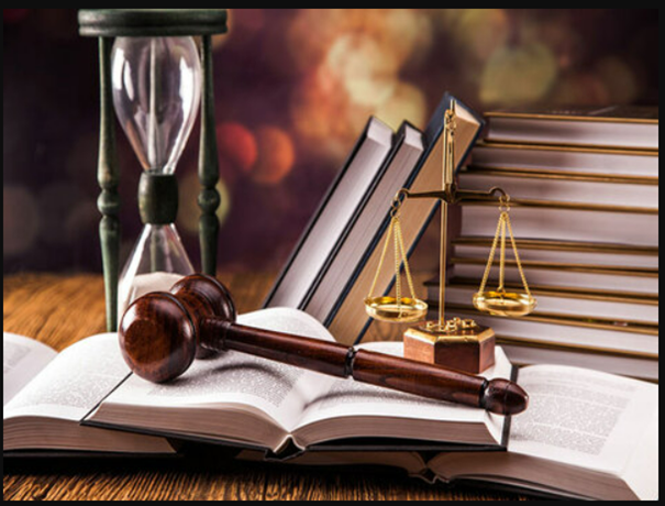 بهترین-وکیل-شهر-ورامین-باید-چه-ویژگی-هایی-داشته-باشد؟