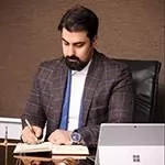 وکیل-کرمی-وکیل-پایه-یک-دادگستری-متخصص-بیمه