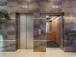 ساکنان-کدام-طبقات-ساختمان-باید-هزینه-تعمیر-آسانسور-را-پرداخت-کنند؟