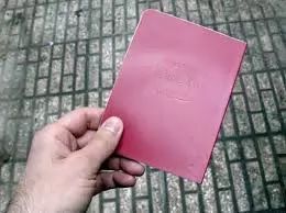 گرو-گذاشتن-کارت-ملی-و-شناسنامه-جرم-است